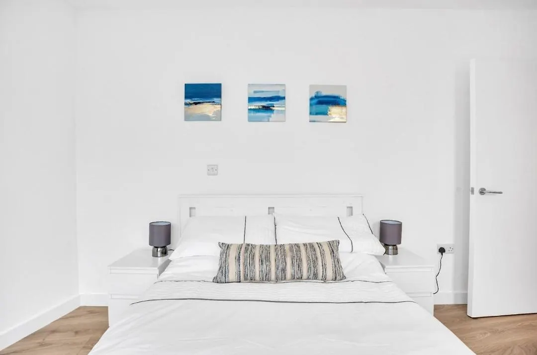 Daire Elegant 2-Bedroom Flat Near London Bridge - Perfect Location With Easy City Access